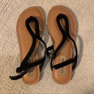 black steve madden sandals